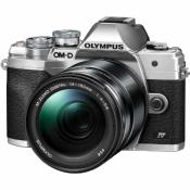 OLYMPUS OM-D E-M10 Mark IV Argent + 14-140mm